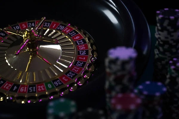 Triple outcome payout structure